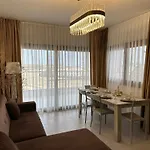 Apartment Caesar Blue Luxury 2 Bedroom Helena 45