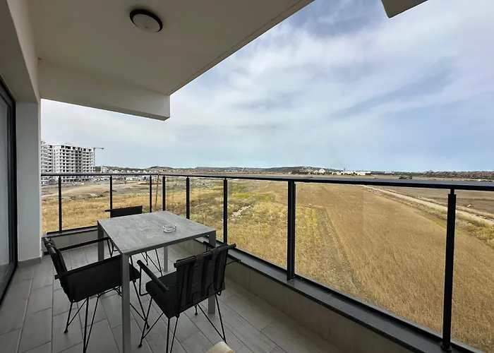 Caesar Blue Luxury 2 Bedroom Helena 45 * Gastria