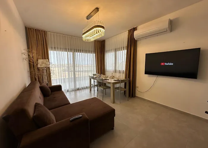 Caesar Blue Luxury 2 Bedroom Helena 45